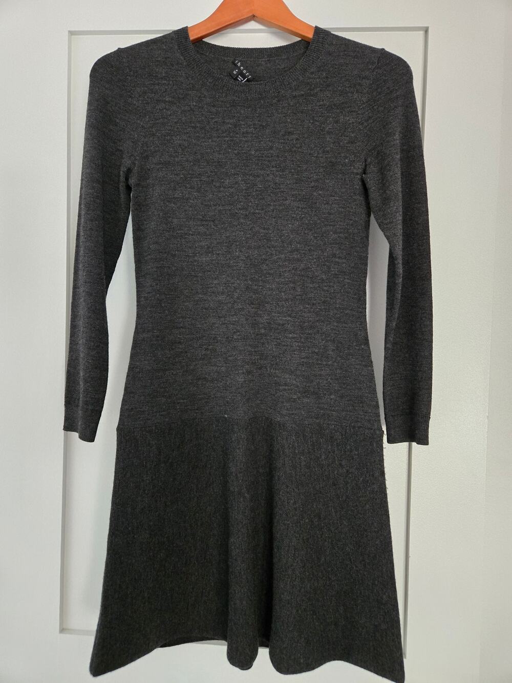 Theory P/XS Charcoal Grey Wool Drop Waist Long Sleeve Knit Dress